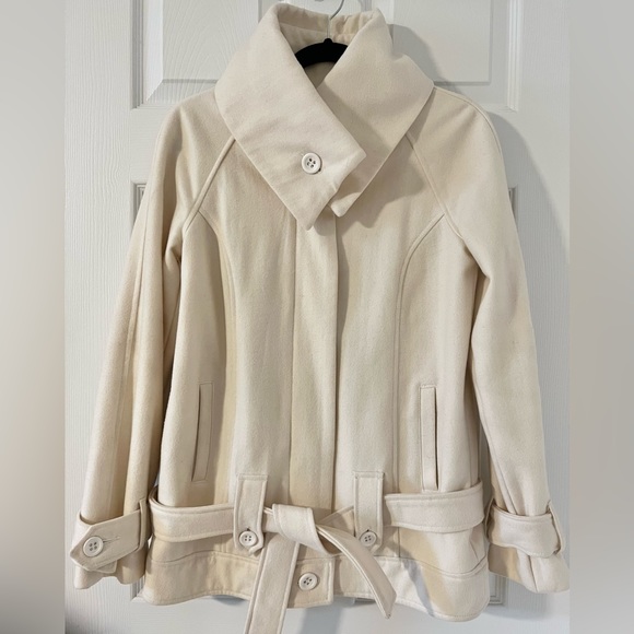 BB Dakota wool pea coat - Picture 1 of 8